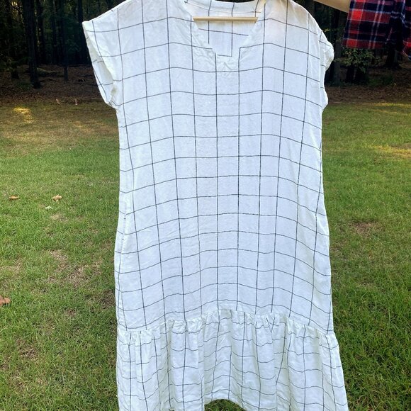 LinenbyMN Check Drop Ruffle Dress, size small with belt and pockets - Picture 5 of 8